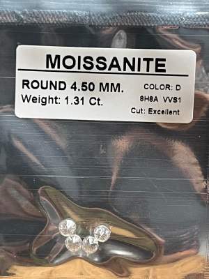 4.50 MM GRA MOISSANITE DIAMOND รูปร่าง ROUND เพชร 3 เม็ด น้ำหนัก 1 กะรัต)ขนาด โมซาไนท์ เพชร โมอีส เพชร น้ำ 100-98