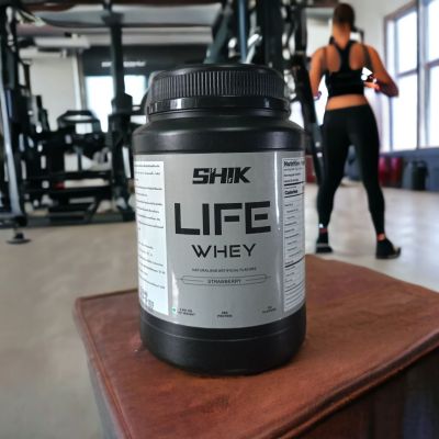 SHIK LIFE WHEY PROTEIN ISOLATED, 1kg weight. to gain muscle and lose fat.  be fit with Shik Life Whey protein,  Isolated Whey protein  . 2.5 lbs.