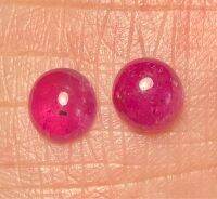 ทับทิมธรรมชาติ 3.18cts 6.7x6.3mm.คู่ 3.18cts natural ruby 6.7x6.3mm pair