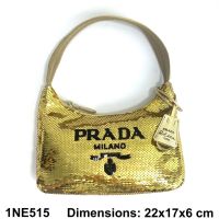 Prada hobo พร้อมส่ง ของแท้ 100%