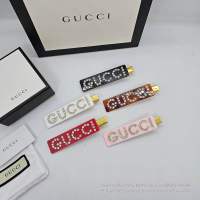 Gucci กิ๊บติดผม CRYSTAL GUCCI SINGLE HAIR CLIP กิ๊บกุชชี่แบบหนีบ โลโก้เพชร ตัวอักษร งานสวย ภาพถ่ายสินค้าจริง  ขนาด 9 x 1.5 cm.