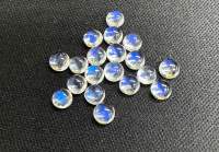 Blue moonstone 4mm,5mm cabochon round  100% natural gemstone มูนสโตนสีน้ำเงิน 4mm, 5mm รอบหลังเบี้ย พลอยแท้ 100%