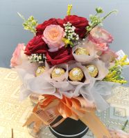Bouquet artificial flowers bouquet with chocolate