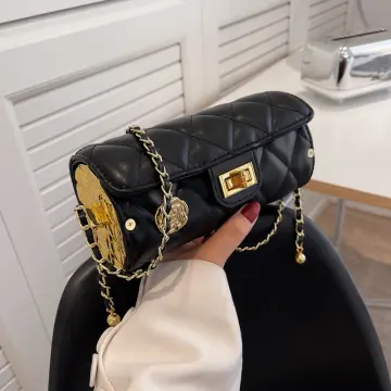 Tín đồ thời trang phát cuồng với chiếc túi nhựa 590 USD của Celine