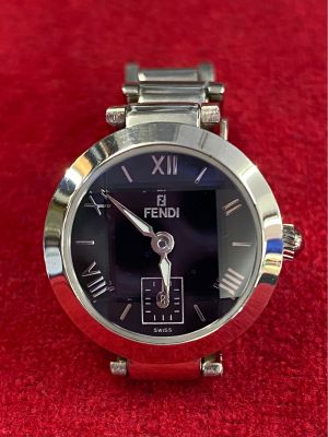 FENDI Quartz ตัวเรือนสแตนเลส นาฬิกาผู้หญิง มือสองของแท้