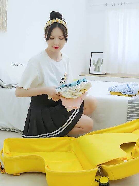 Original B.Duck 20 inch Little yellow duck children's car trolley case