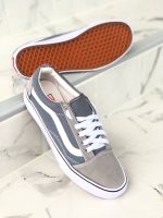 Vans old สีเทาคาดขาว เข้าใหม่