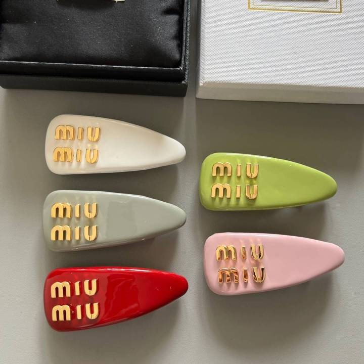 กิ๊บ-miu-m-pp-ไฮเอน-stamp-คมชัด-อะไหล่ทอง-ครบสี-ตำหนิ-กิ๊บ-miu-ใช้งานได้ปกติ-ขอลูกค้ารับสภาพได้-ไม่รับเปลี่ยนหรือคืน-มีตำหนิเช่น-หนังมีรอย-หรือรอยเปื้อน-หรือตัวอักษรเอียงนิดหน่อย-แล้วแต่ชิ้น