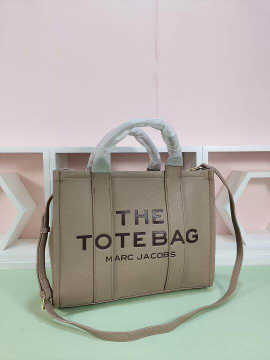 MJ THE TOTE BAG (MEDIUM) Lazada PH