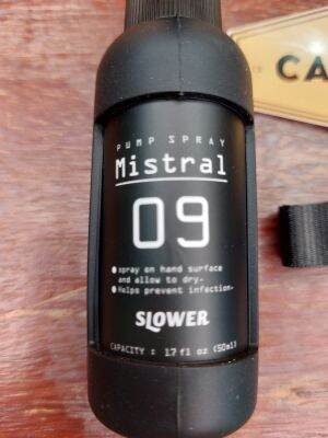 Slower Pump Spray Mistral 09 - 50ml  ชวดสเปร์ใส่แอลกอฮอลล์ ใส่ยาฉีดกันยุง มีที่ล็อดฝาปิดไม่หล่นหาย ออกแบบสวย มีคลิปสำหรับเกียวได้สะดวก