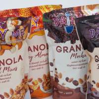 (ราคาพิเศษ มีคูปอง) กราโนล่า เดลี่ มี มี 4 รสชาติ Granola Daily Me ขนมเพื่อสุขภาพ ธัญพืชอบกรอบ ขนาด 250 กรัม