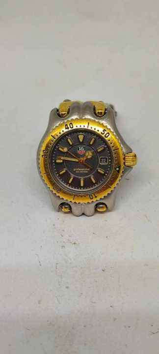 tag-heuer-professional-200-meters-secon-hand