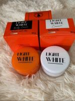 ครีมไวท์ไวท์ Lovely White Aura Body Cream ครีมเลีฟลี่ [เซ็ท3ชิ้น] ไลท์ไวท์ กลางวัน50g+กลางคืน50g + สบู่60g Light White Cream (แพ็คเกจใหม่ล่าสุดนะ)