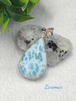 จี้หินลาริมาร์ ( Larimar Pandent ) จาก ประเทศ Dominican Republic กรอบเงิน 92.5 ทรงหยดน้ำ

 สีฟ้าลวดลายสวยมากเหมือนน้ำทะเล ให้ความรู้สึกถึงความสงบ ผ่อนคลายเหมือนอยู่ทะเล