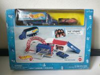 งานเก่า วินเทจ รถฮอทวีล 1997 HOT WHEELS GAS STATION PLAYSET  VINTAGE