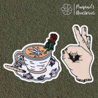 ʕ •ᴥ•ʔ ✿ พร้อมส่ง : เข็มกลัดลายกุหลาบในแก้วชาและมือ | Rose in Tea Cup And Hand Enamel Brooch Pin Set.