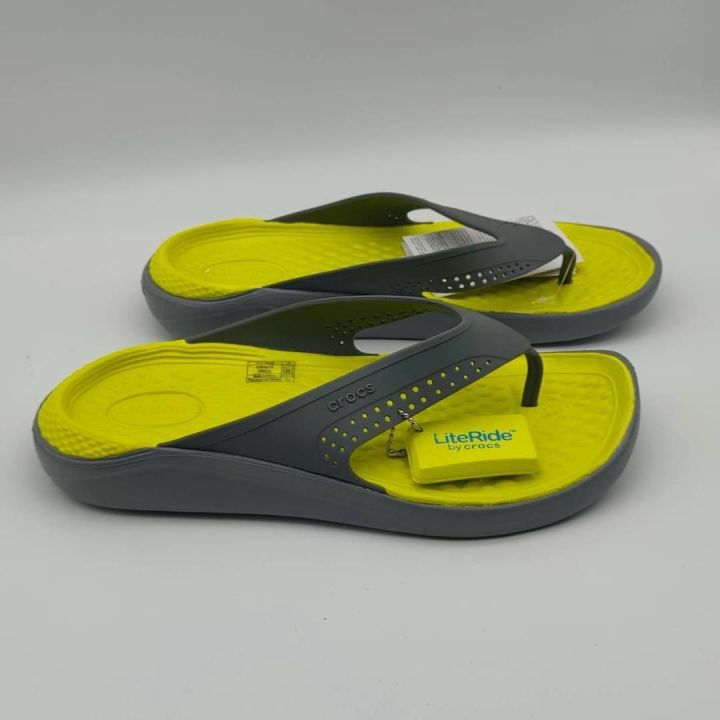 เออรองเท้าcrocs-ใส่สบายเท้านิ่ม-ดีเพื่อสุขภาพ-มีหลายสี-ราคาถูกลด-70