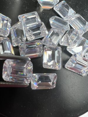CZ WHITE THAI ROYAL STEP CUT ขนาด 6X4 mm   แพซ CZ เพชรรัสเซีย เนื้อแข็ง พลอย cubic zirconia(2 เม็ด ) แพซ พลอย LAB MADE 100%