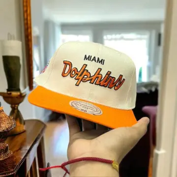 Dolphins miami nfl Splash vintage cap, Men's Fashion, Watches &  Accessories, Caps & Hats on Carousell