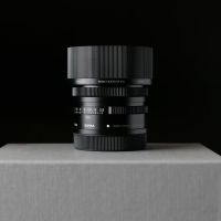 ( Used!! ) Sigma 45 F2.8 DG DN L Mount ( Like New )