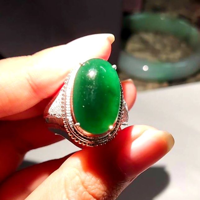 jade-myanmar-หยกแท้พม่า-100-หยกสีเขียวไม่มีตำหนิเลย-มีใบรับรองของแท้-หยก-jadeite-jade-type-a