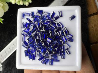 สีของแท้ สีไพลิน สี น้ำเงินของเทียม BLUE SAPPHIRE BRILLIANT CORUNDUM 5X2.50 mm.มม (1 เม็ด)