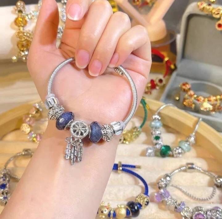 สร้อยข้อมือ-กำไลแพนโดร่า-pandora-สีน้ำเงิน