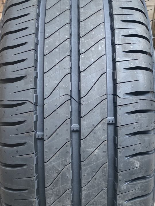 ยางรถยนต์ขอบ15-215-70r15-michelin-มิชลิน-รุ่นagilis3-ยางใหม่-ปี23-ฟรีจุ๊บลม