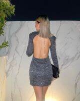 HYDE - GRIGIO GLITTER BACKLESS DRESS ด้านหลังเป็นสายเพชร ตัวชุดกากเพชรวิ้งมาก เด่นสุด โชว์หลังเเบบสับ มีเเผ่นรองบ่า