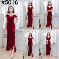 ผ้ากำมะหยี่  เป็นผ้ายืด Velvetfabric is stretch fabric