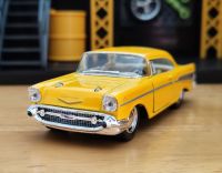 โมเดลรถ 1957 Chevrolet Bel Air รถโบราณ