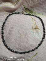 สร้อยคอ​สีดำเงา ทำจากดีบุกแท้ ยาว18 นิ้ว  (black and shiny necklace made from pewter, 18 inch long)