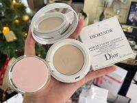 แป้ง Dior Diorsnow Perfect Light Compact Moisture-lock Foundation SPF 10 PA++ 15g.