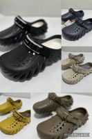 รองเท้า crocs echo clog มาใหม่ สวยมากๆ อยู่ในมือผู้ชาย size 40--45