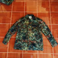 ?? German Flecktarn Camouflage -  ArmyJacket  Military?? อก44 สภาพใหม่มากเหมือนใส่ไม่กี่ที เข้มๆใหม่กริ๊บๆ คนใส่M-Lใส่คลุมสบายพอดีตัว ช่วงอก40-44ใส่สวย ใช้งานเต็ม100ทุกจุดไร้ตำหนิเหมือนของใหม่งานทหารกองทัพเยอรมัน งานนี้เริ่มมาไม่บ่อยแล้วหาอยู่จัดเลย