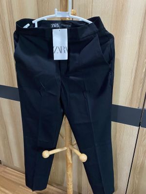 Zara กางเกงขายาว แท้💯% จาก Outlet ทรงทำงาน เอว28” (ลายเทาดำ)