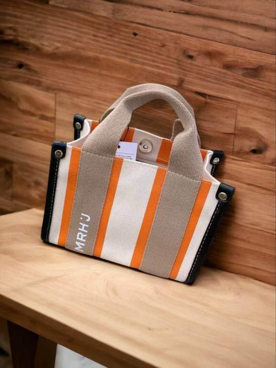 พร้อมส่ง-canvas-bag-ไซส์มินิ-กระเป๋าผ้าแคนวาส-กระดุมแม่เหล็ก-พร้อมสายสะพายยาว-กระเป๋าผู้หญิง-กระเป๋าผ้า-กระเป๋าผ้าแคนวาส