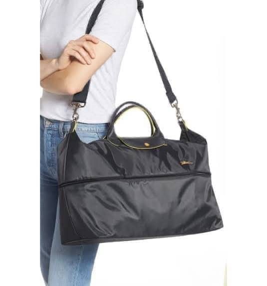 พร้อมส่ง-กระเป๋าเดินทาง-กระเป๋าถือใส่ของได้เยอะ-ขยายขนาดได้-ลองชอม-long-champ-pliage-travel-bag-irisbag