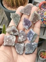 หิน อเมทิส ผลึกขนาดเล็ก น่ารักน่าสะสม มีให้เลือกหลายชิ้น ( Amethyst ) ? ขนาด ประมาณ 1-3 ซม.? มี VDO ให้ชม