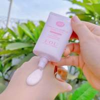 EOU Suncream ဘယ္လိုေတာင္ၾကည္ေျပာင္ၿပီး glow လည္းေမး ♥️ ရွယ္ေပါက္အုံးမယ့္ ေနာက္ထပ္ပစၥည္းတစ္ခု ? 

သဘာဝေနေရာင္ျခည္ဒဏ္ UVA / UVB အျပည့္ဝကာကြယ္ေပးပီး တင္းတိတ္ေတြ / အမဲစက္ / အမဲကြက္ေတြလဲ ထပ္မျဖစ္ေစေတာ့ဖူး ❗

အသားရည္ပ်က္စီးျခင္းမရွိဖို့  EOU ေနကာ Sunscreen ဆို