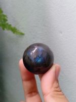 Labradorite ?? ลาบราโดไรต์ ขนาด 3.2 cm หินธรรมชาติ เหลือบสีน้ำเงิน ทรงกลม