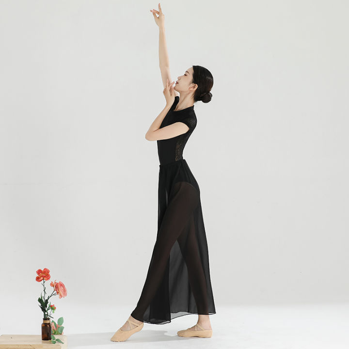 สไตล์จีนแจ๊สละตินเต้นรำสมัยใหม่สีดำชุดสองชิ้นกี่เพ้าที่ปรับปรุงใหม่เซ็กซี่ดูผอมชุดเดรสยาว