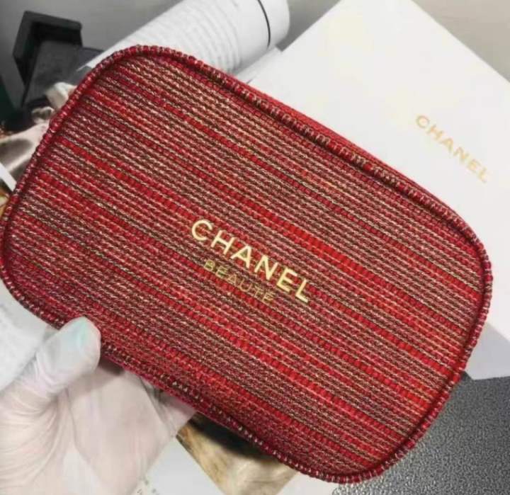 chanel makeup pouch bag