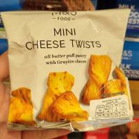 m&amp;s Mini cheese twist 20g.?? พายกรอบรสชีส 20 กรัม