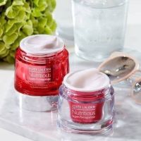 มอยส์เจอร์สูตรทีบทิม Estee Lauder Nutritious Super Pomegranate Radiant Energy Moisture Creme 15ml