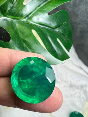 มรกต very fine lab made พลอย columbia โคลัมเบีย Green Doublet Emerald 21X21 มม mm...29 กะรัต 1เม็ด carats (พลอยสั่งเคราะเนื้อแข็ง)