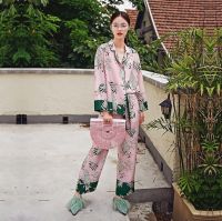 ชุดนอน Pink lily pajamas (premium silk satin)