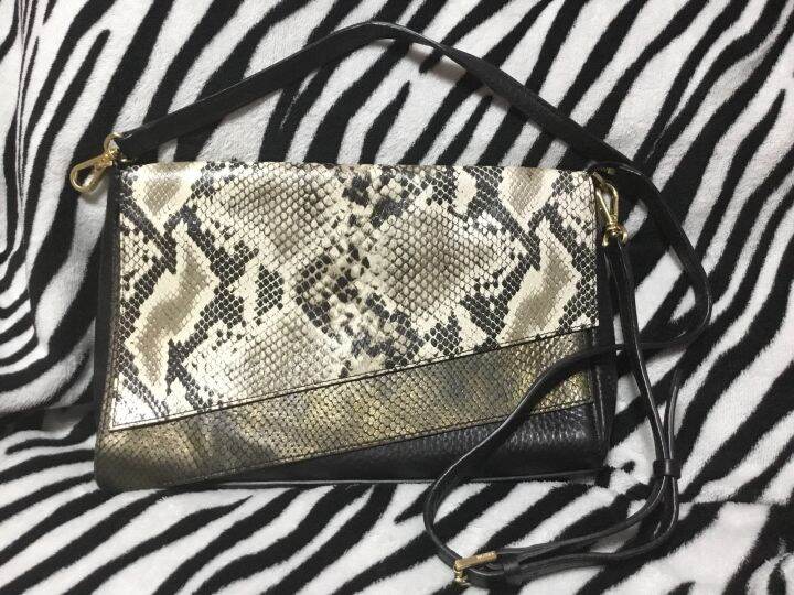PRELOVED AUTHENTIC ESQUIRE SNAKE SKIN SLING BAG Lazada PH