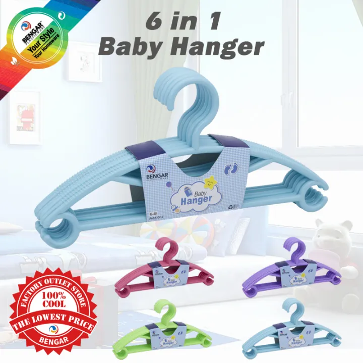hanger/ clothes hanger / hanger for baby clothes / baby hanger / hanger