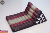 Tom Thai Pillow หมอนสามเหลี่ยมติดเบาะ 1 พับ ขนาด 76×50×32 cm